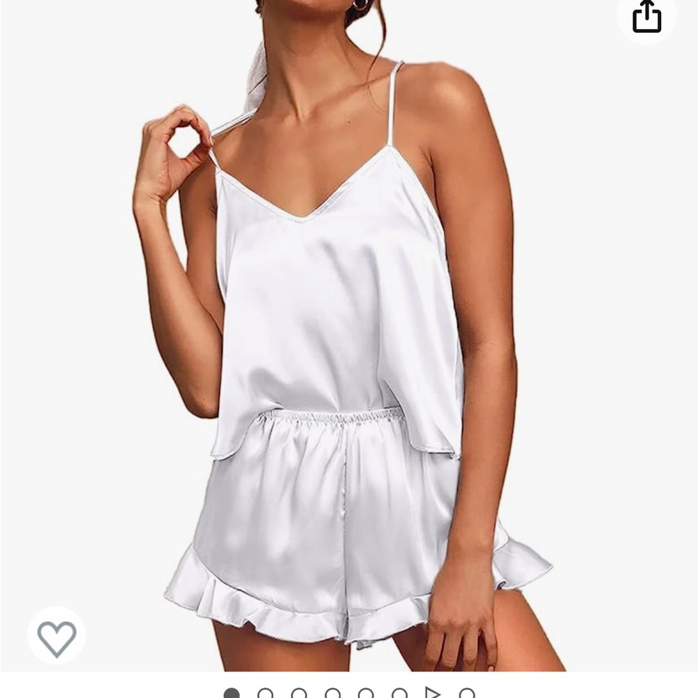 Ruffle pjs set